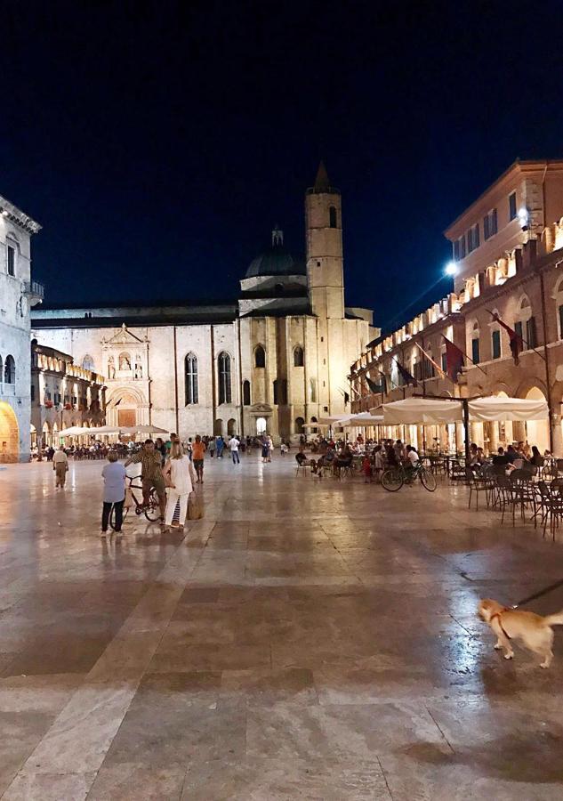 B&B Santa Caterina อักกวาวีวา ปิเชนา ภายนอก รูปภาพ