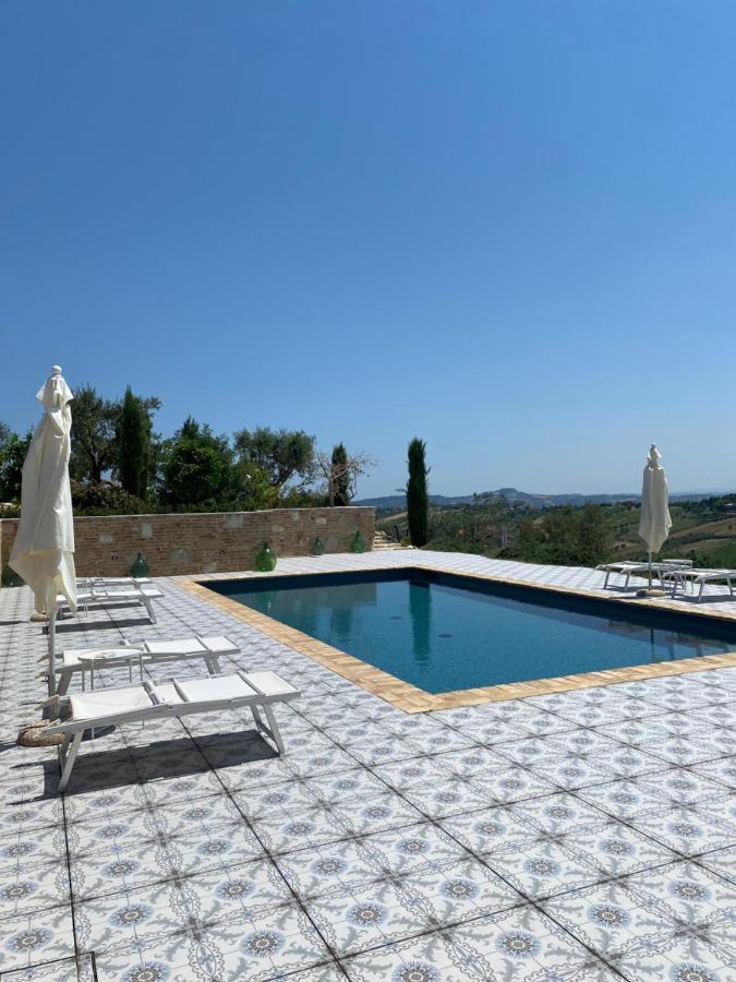 B&B Santa Caterina อักกวาวีวา ปิเชนา ภายนอก รูปภาพ
