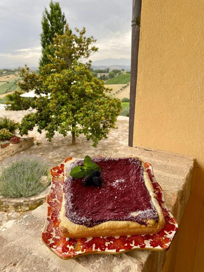 B&B Santa Caterina อักกวาวีวา ปิเชนา ภายนอก รูปภาพ